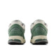 New Balance 2002R